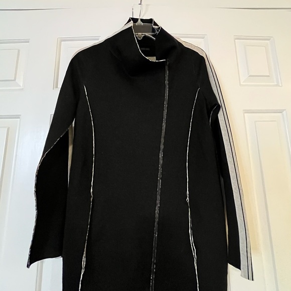 Annette Gortz full zip viscose blend black cream cardigan asymmetrical sweater - Picture 15 of 15